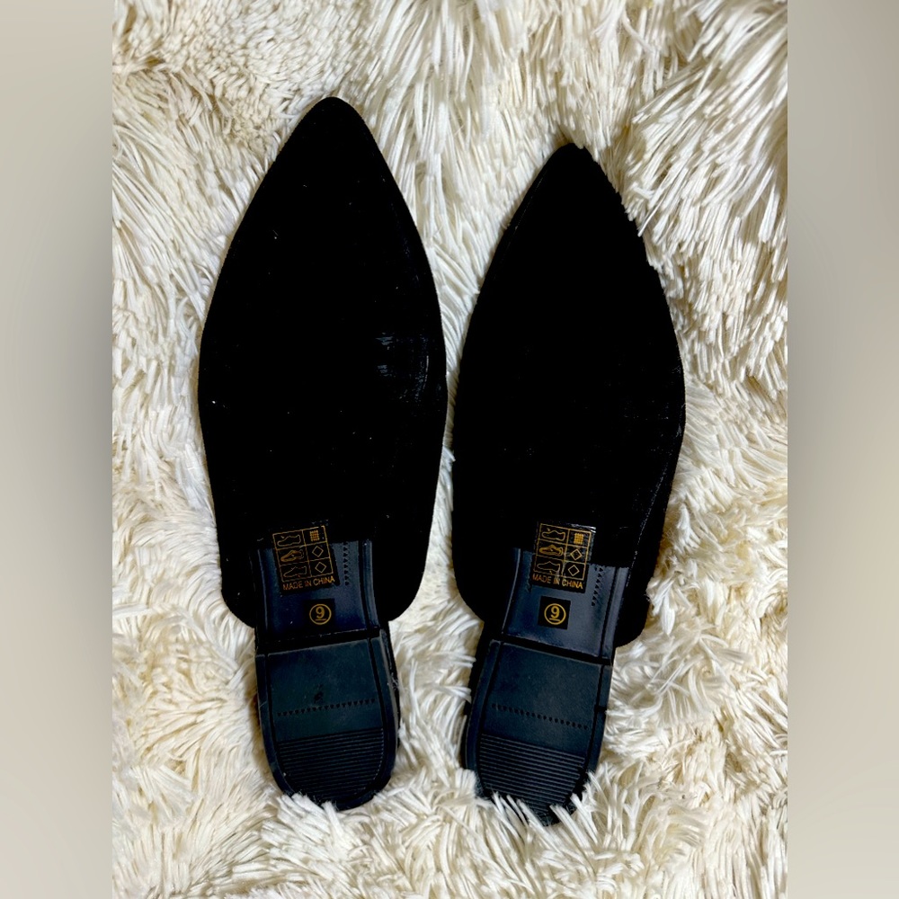 Shoes black